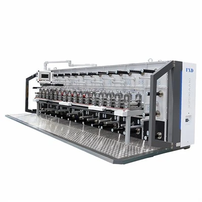 Roterende stansmachine met 16 stations
